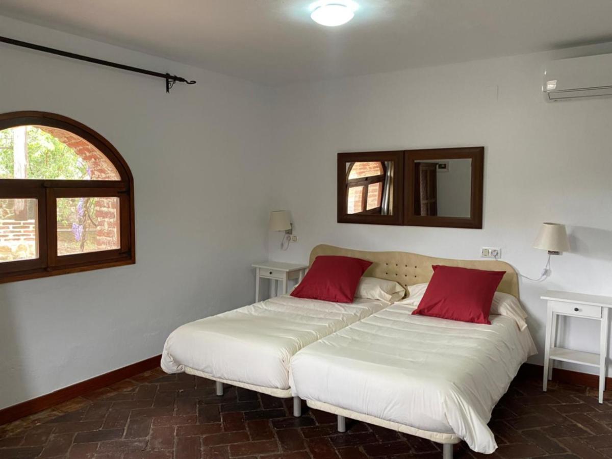 Casas Rurales Monasterio De Rocamador Almendral Kültér fotó